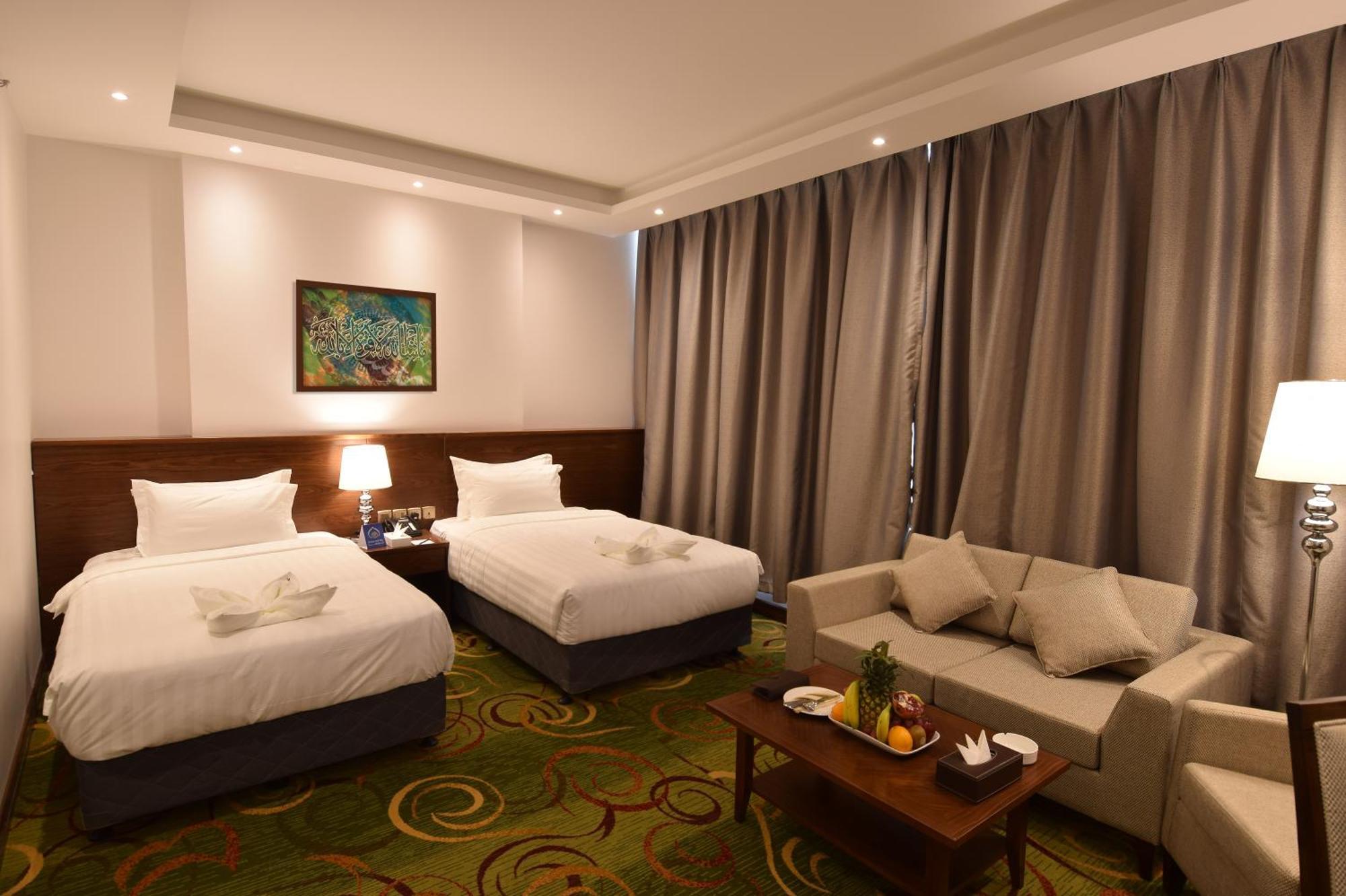 Zaha Al Munawara Hotel 3*